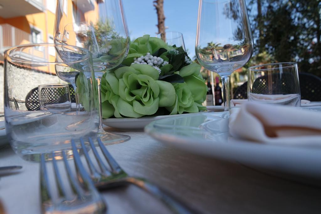 Hotel Villa San Giuseppe San Bartolomeo Al Mare Dış mekan fotoğraf