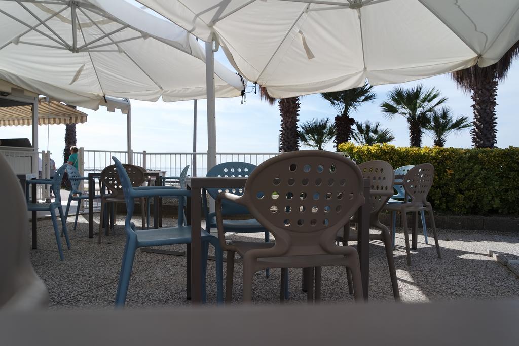 Hotel Villa San Giuseppe San Bartolomeo Al Mare Dış mekan fotoğraf