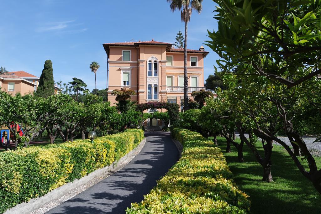 Hotel Villa San Giuseppe San Bartolomeo Al Mare Dış mekan fotoğraf